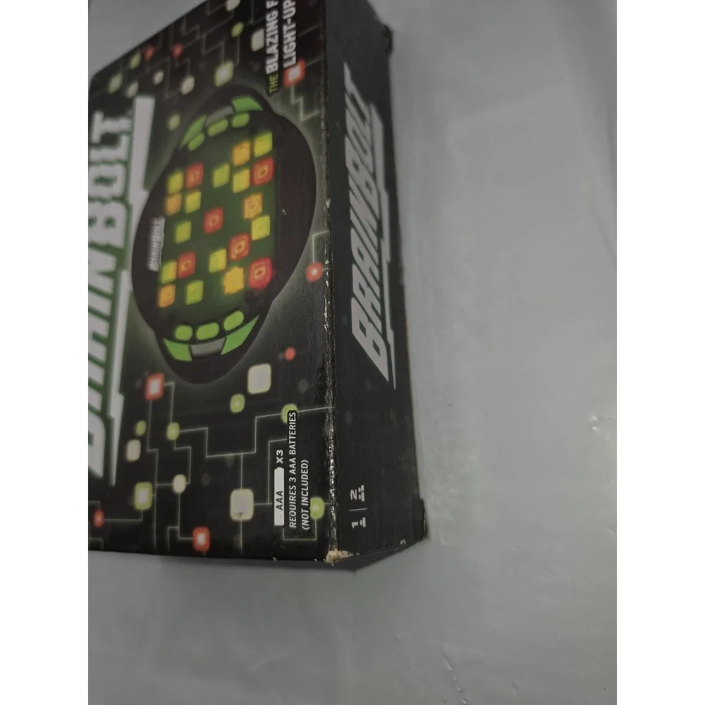 NEW Educational Insights BrainBolt Handheld Electronic Memory Game Sealed